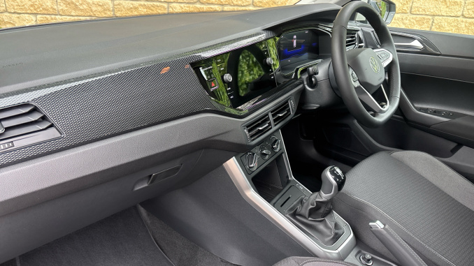 Volkswagen Polo 1.0 Life 5dr Petrol Hatchback - Image 2